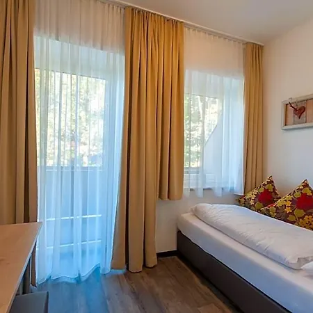 Max Summercard Included Bed & Breakfast Zell am See
