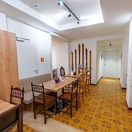 Bed & Breakfast Max Summercard Included Zell am See