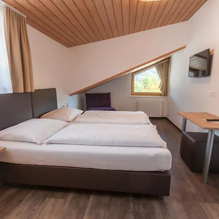 Max Summercard Included