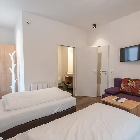 Max Summercard Included Bed & Breakfast